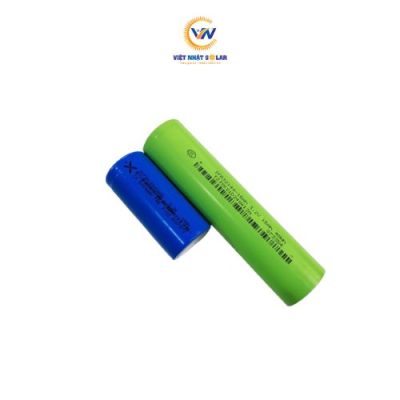 2 loại pin nhà Việt Nhật Solar cho lắp ráp trong đèn