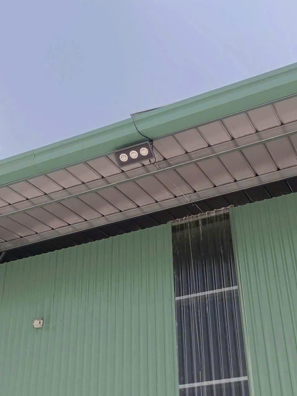 Chỉ Số IP68 Là Gì? Top Đèn Năng Lượng Mặt Trời Chuẩn IP68 Bán Chạy Nhất 2026. 11 Feedback khách hàng đèn năng lượng mặt trời chống nổ VN900 & VN1000