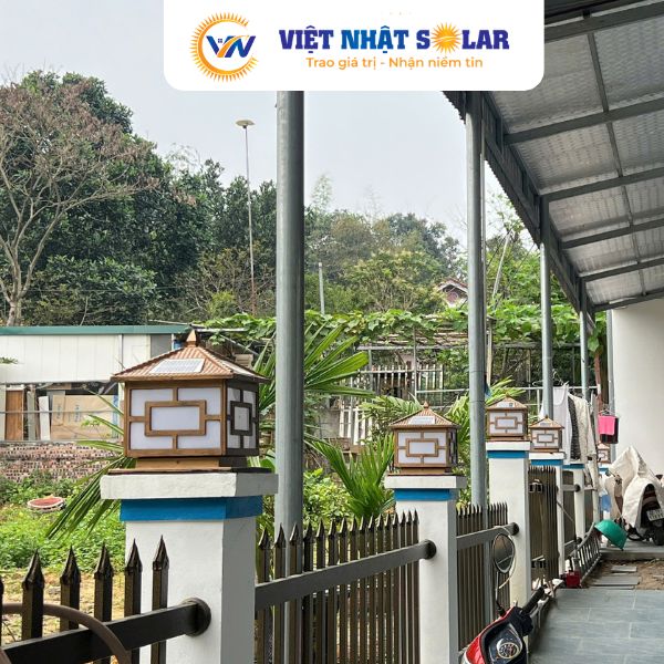 3 Đèn Trụ Cổng Năng Lượng Mặt Trời: Nâng Tầm Đẳng Cấp Không Gian Biệt Thự & Sân Vườn 10 Feedback khách hàng Mua Đèn Trụ Cổng Năng Lượng Mặt Trời