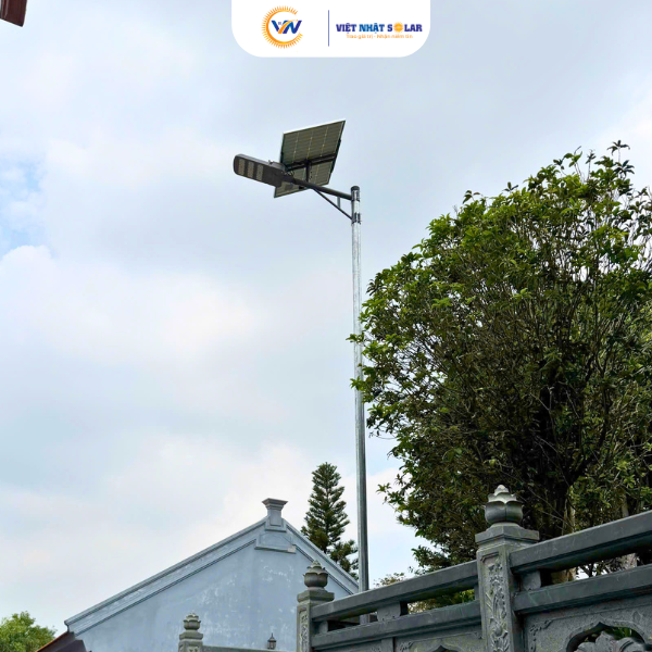 Hoàn Thành Dự Án Lắp Đặt 30 Bộ Đèn Công Trình CT300 Cho Nhà Thờ Tổ Họ Bùi: Tỏa Sáng Không Gian Tâm Linh 12 Dự Án Lắp Đặt 30 Bộ Đèn Công Trình CT300 Cho Nhà Thờ Tổ
